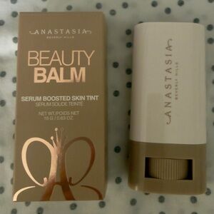 Anastasia Beverly Hills Beauty Balm Shade 8 New in Box